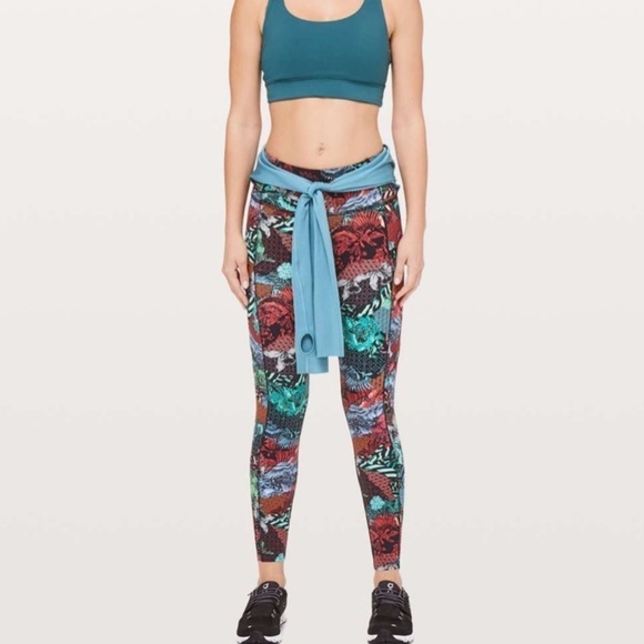 Lululemon RARE fast & free floral print leggings - Picture 6 of 6